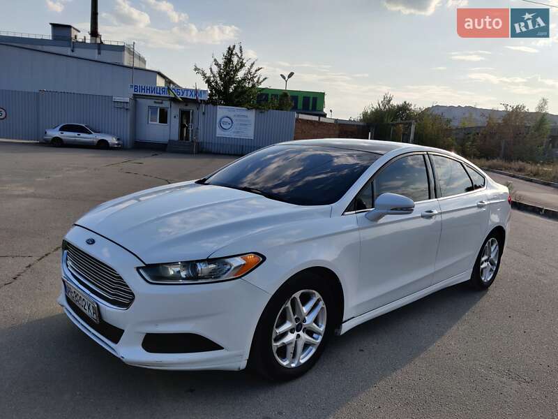 Седан Ford Fusion 2015 в Вінниці