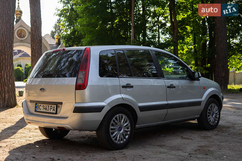 Хэтчбек Ford Fusion 2008 в Житомире