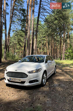 Седан Ford Fusion 2015 в Киеве