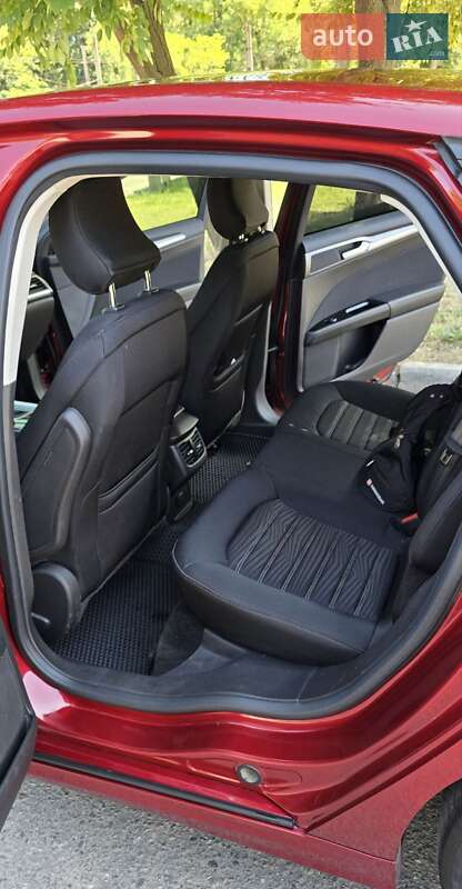 Седан Ford Fusion 2016 в Запорожье