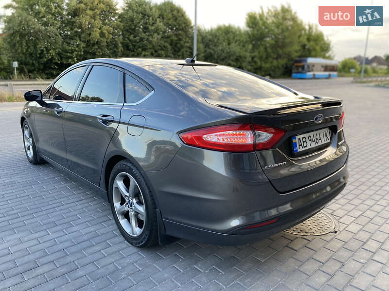 Седан Ford Fusion 2015 в Виннице