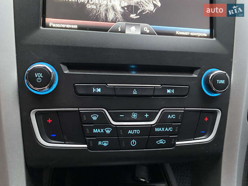 Седан Ford Fusion 2015 в Виннице