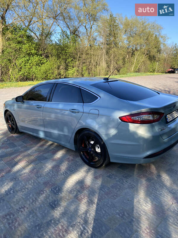 Седан Ford Fusion 2014 в Тернополе