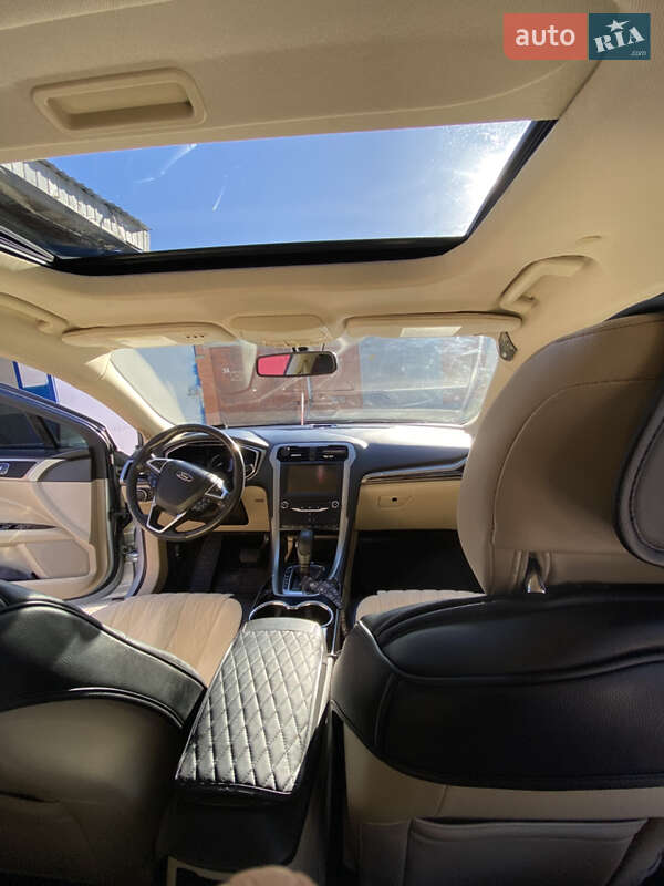Седан Ford Fusion 2014 в Тернополе
