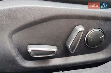 Седан Ford Fusion 2020 в 