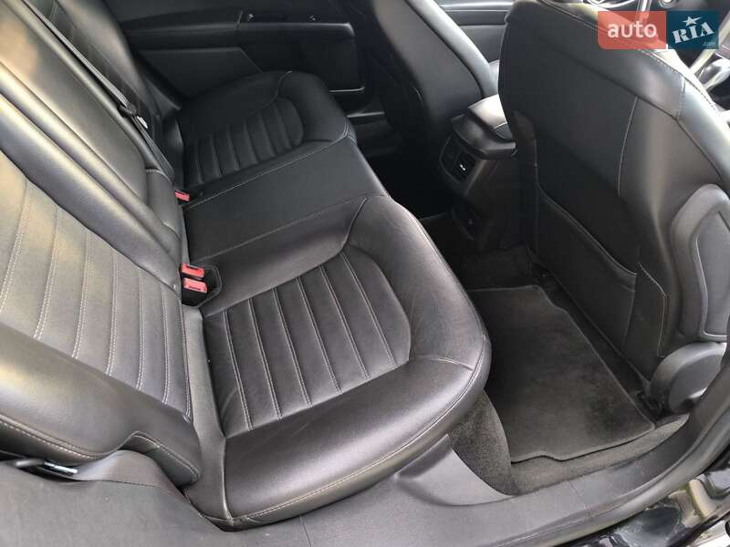 Седан Ford Fusion 2013 в Днепре