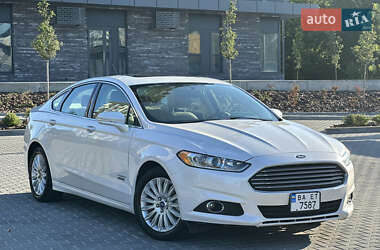 Седан Ford Fusion 2014 в 