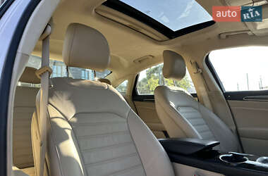 Седан Ford Fusion 2014 в 