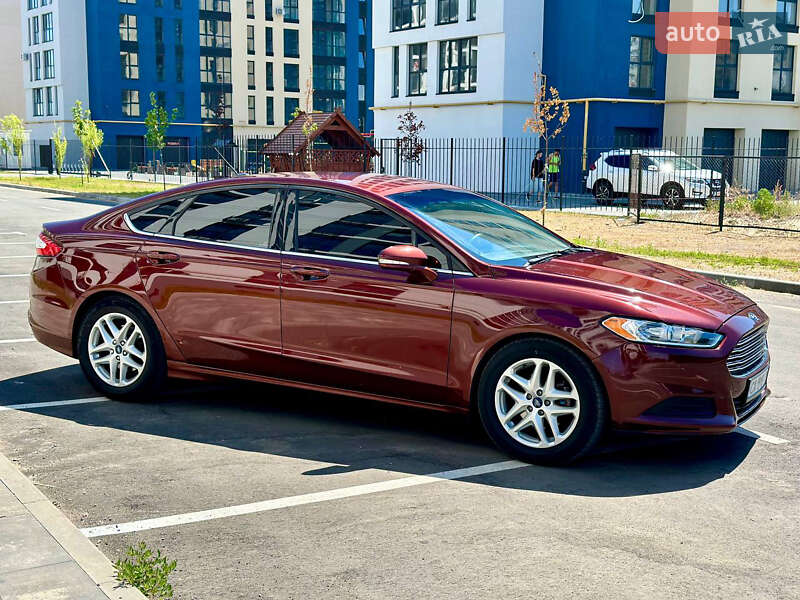 Ford Fusion 2015