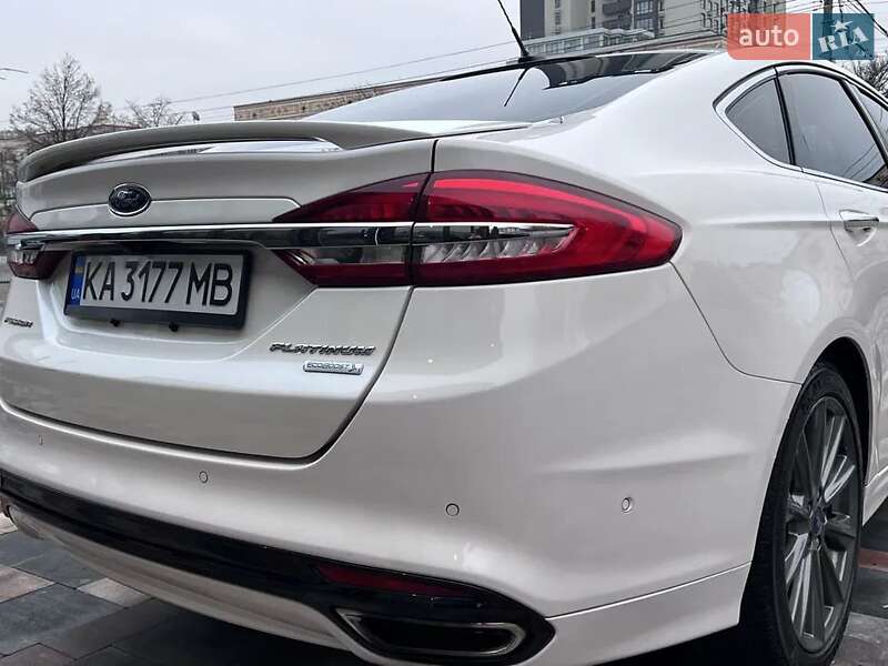 Седан Ford Fusion 2017 в Тернополі