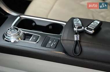 Седан Ford Fusion 2017 в 