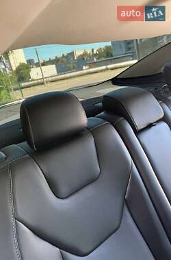 Седан Ford Fusion 2017 в 