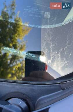 Седан Ford Fusion 2017 в 