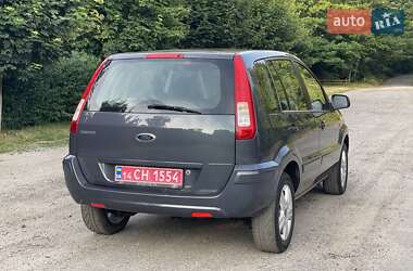 Хэтчбек Ford Fusion 2011 в 