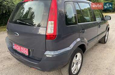 Хэтчбек Ford Fusion 2011 в 