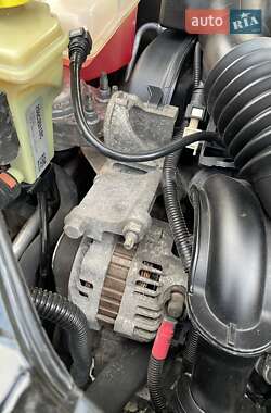Хэтчбек Ford Fusion 2011 в 