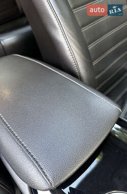 Седан Ford Fusion 2013 в 
