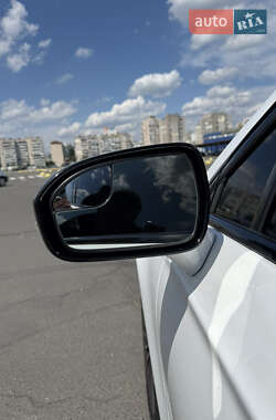 Седан Ford Fusion 2016 в 