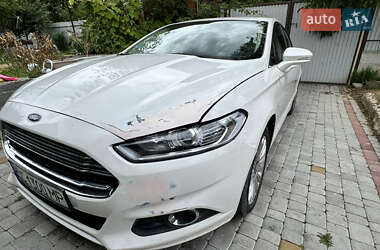 Седан Ford Fusion 2013 в 