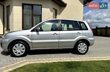 Хэтчбек Ford Fusion 2007 в 