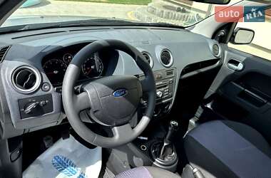 Хэтчбек Ford Fusion 2007 в 