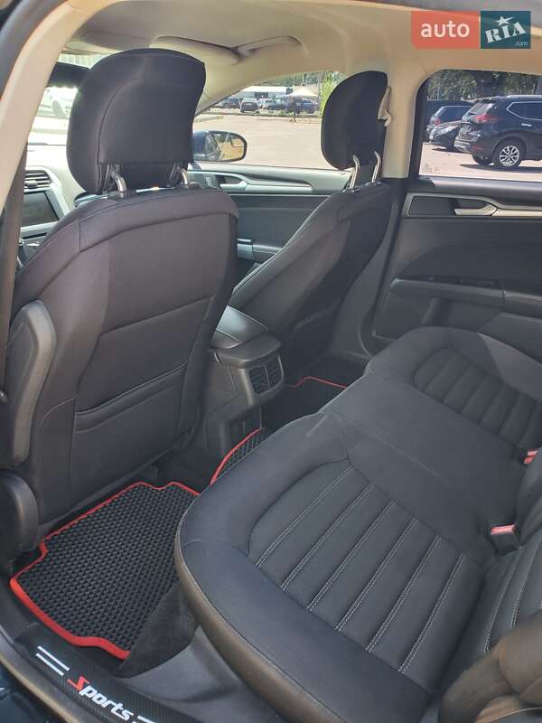 Седан Ford Fusion 2013 в Кропивницькому