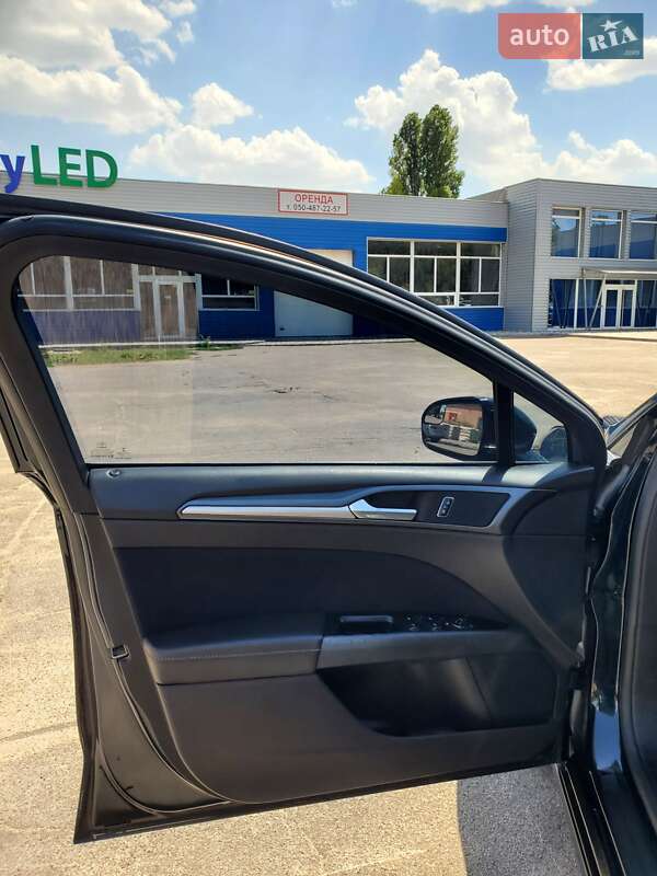 Седан Ford Fusion 2013 в Кропивницькому