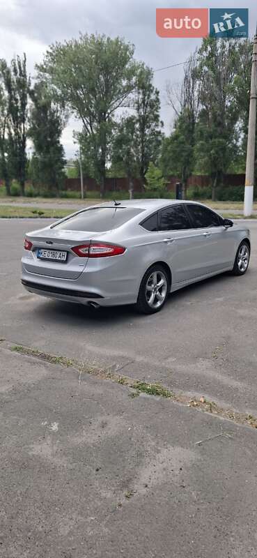 Седан Ford Fusion 2016 в Дніпрі