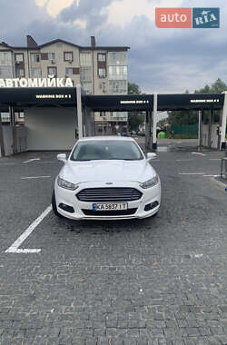 Седан Ford Fusion 2015 в Києві