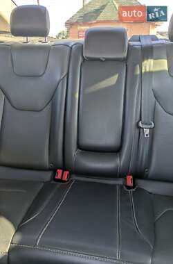 Седан Ford Fusion 2018 в 