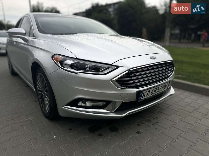 Седан Ford Fusion 2016 в Житомирі
