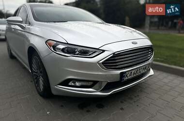 Седан Ford Fusion 2016 в 
