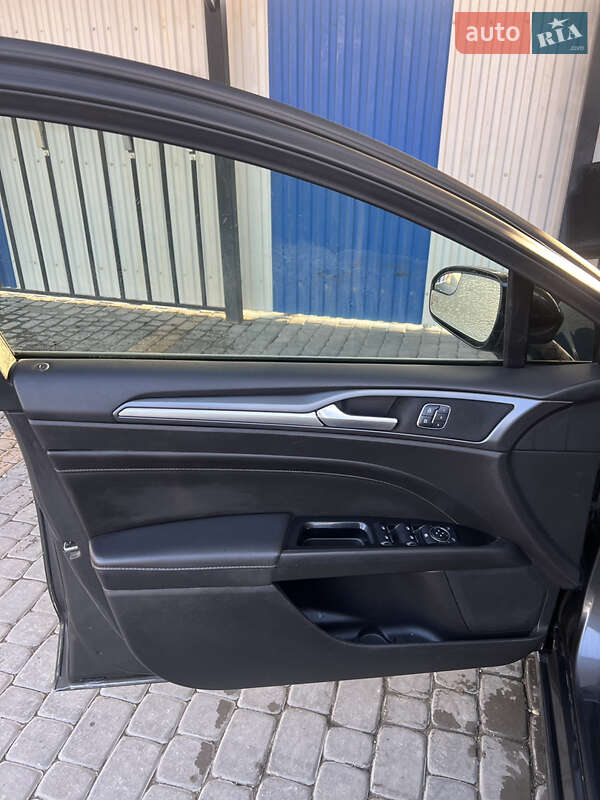 Седан Ford Fusion 2016 в Хмельницком фото 10 Седан Ford Fusion 2016 в Хмельницком