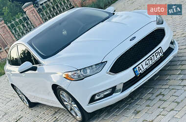 Седан Ford Fusion 2017 в 