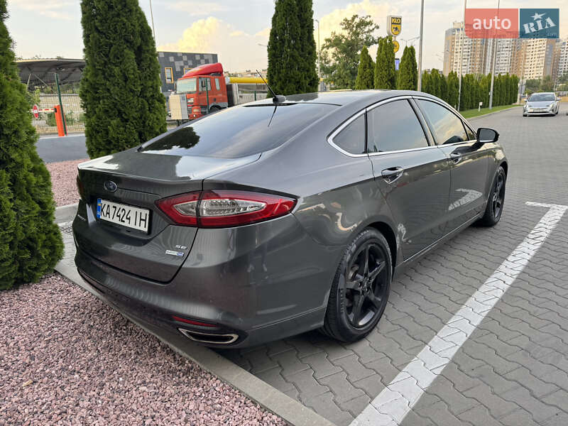 Седан Ford Fusion 2016 в Києві
