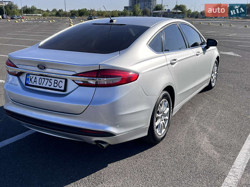Седан Ford Fusion 2018 в Киеве фото 7 Седан Ford Fusion 2018 в Киеве