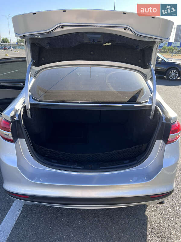 Седан Ford Fusion 2018 в Киеве фото 14 Седан Ford Fusion 2018 в Киеве