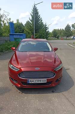 Седан Ford Fusion 2013 в 