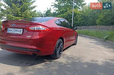 Седан Ford Fusion 2013 в 