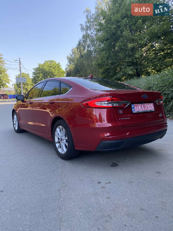 Седан Ford Fusion 2020 в Полтаві