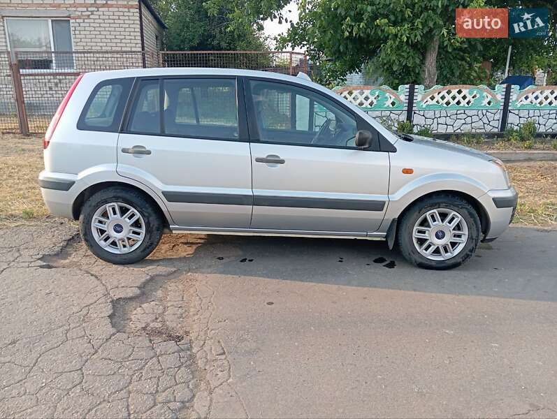 Хэтчбек Ford Fusion 2008 в Устиновке фото 4 Хэтчбек Ford Fusion 2008 в Устиновке