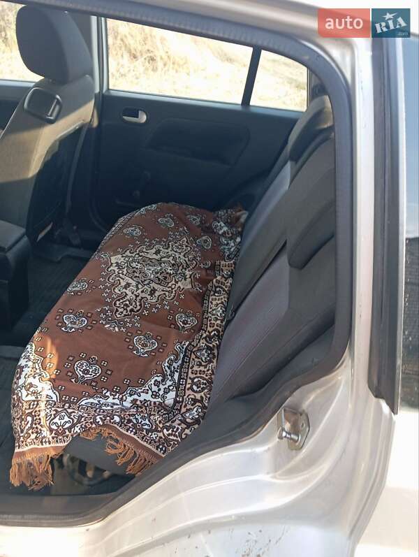 Хетчбек Ford Fusion 2008 в Устинівці