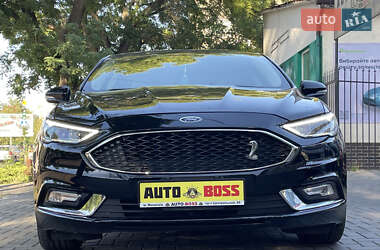 Седан Ford Fusion 2017 в 