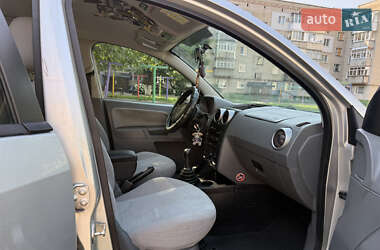 Хэтчбек Ford Fusion 2002 в 