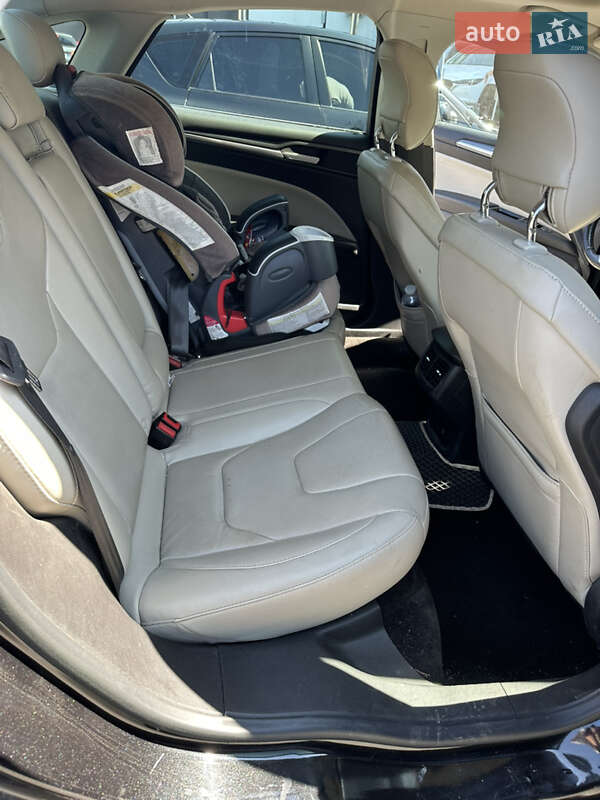Седан Ford Fusion 2014 в Киеве