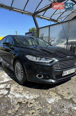 Седан Ford Fusion 2014 в 