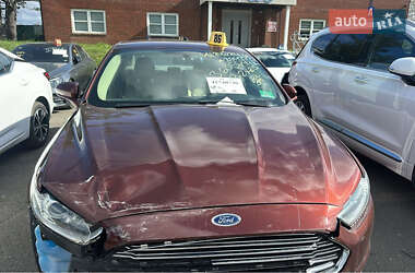 Седан Ford Fusion 2016 в 