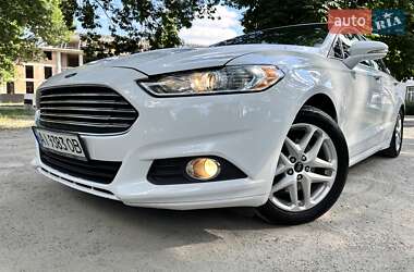 Седан Ford Fusion 2016 в 