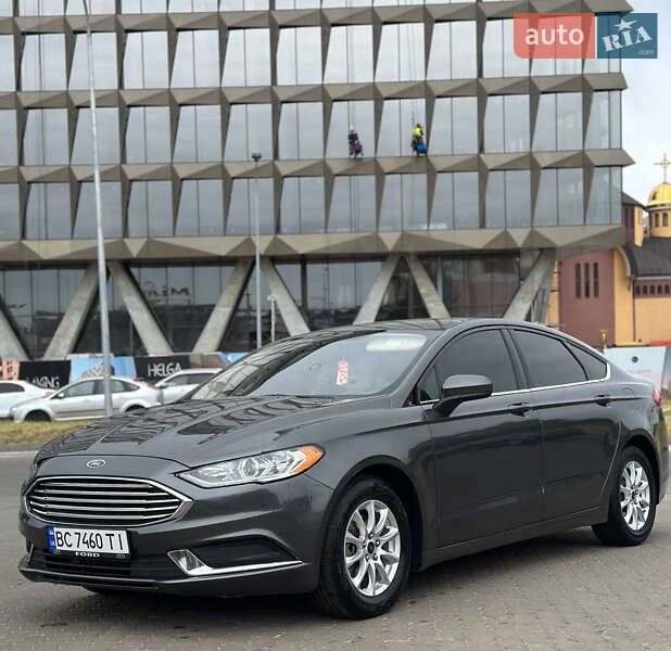Седан Ford Fusion 2016 в Львові