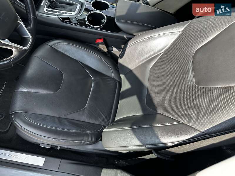 Седан Ford Fusion 2012 в Києві